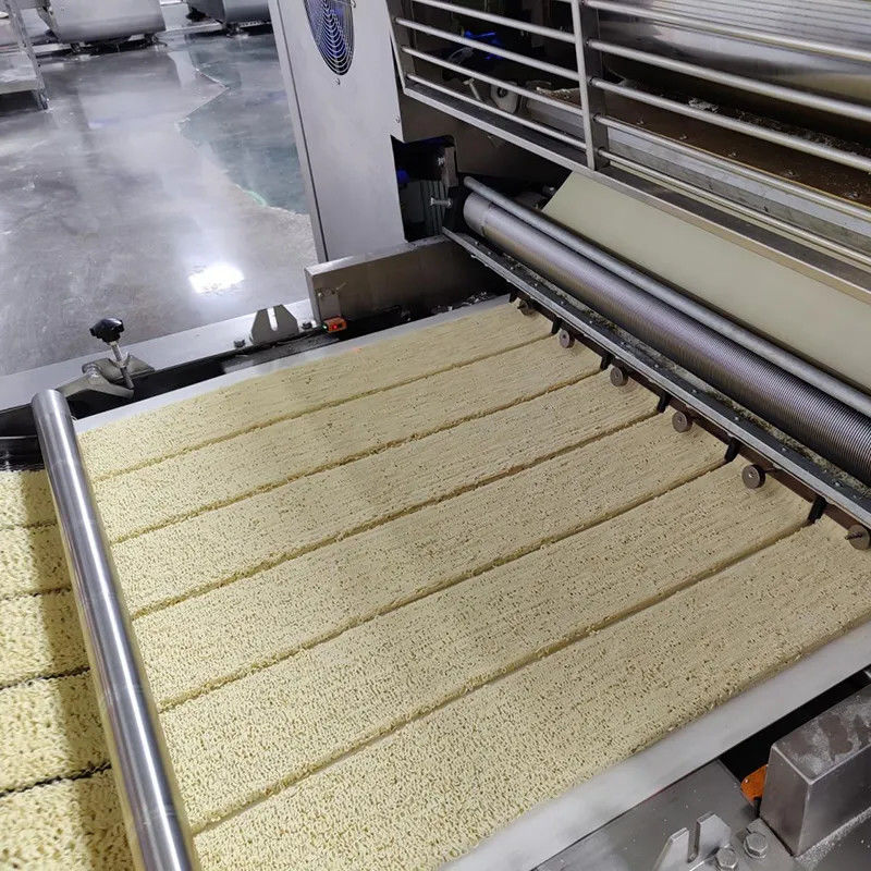 वाणिज्यिक स्टेनलेस स्टील नूडल बनाने की मशीन स्वचालित उत्पादन 11000pcs/8hr 380V 50HZ